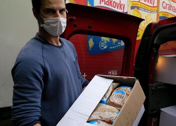 Firma VEST Zlín podpořila potřebné svými výrobky 