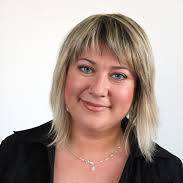 Starosta města předal ocenění dlouholeté pracovnici Charity