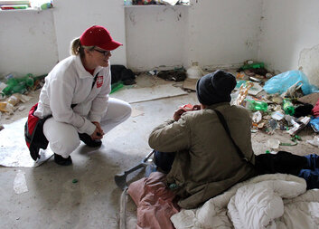 „Jsem kuchař a vařil jsem i pervitin“. Patnáct let příběhů v nízkoprahovém centru… 